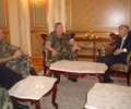 Daci priti admiralin e NATO-s, Harry Ulrich
