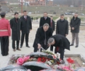 Kryeparlamentari Krasniqi bëri homazhe në Varrezat e Jasharëve në Prekaz