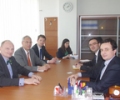 Kryetari i Komisionit për Punë të Jashtme, Albin Kurti, u takua me Korrespodentin evropian për Politika të Jashtme dhe Siguri të BE-së në MPJ të Gjermanisë, Andreas 