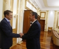 Kryetari Veseli takim lamtumirës me Samuel Zhbogar
