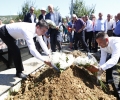 Kryekuvendari Veseli mori pjesë në ceremoninë e rivarrimit të familjarëve të Azem Bejtës