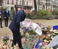 Veseli nderon viktimat e terrorizmit në Paris