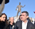 Kryeparlamentari Veseli viziton Familjen e Dëshmorit Edmond Hoxha